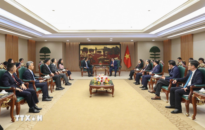 Thủ tướng Phạm Minh Chính tiếp Đại sứ Trung Quốc tại Việt Nam Hà Vĩ. (Ảnh: Dương Giang/TTXVN) ttxvn-thu-tuong-pham-minh-chinh-tiep-dai-su-trung-quoc-3.jpg
