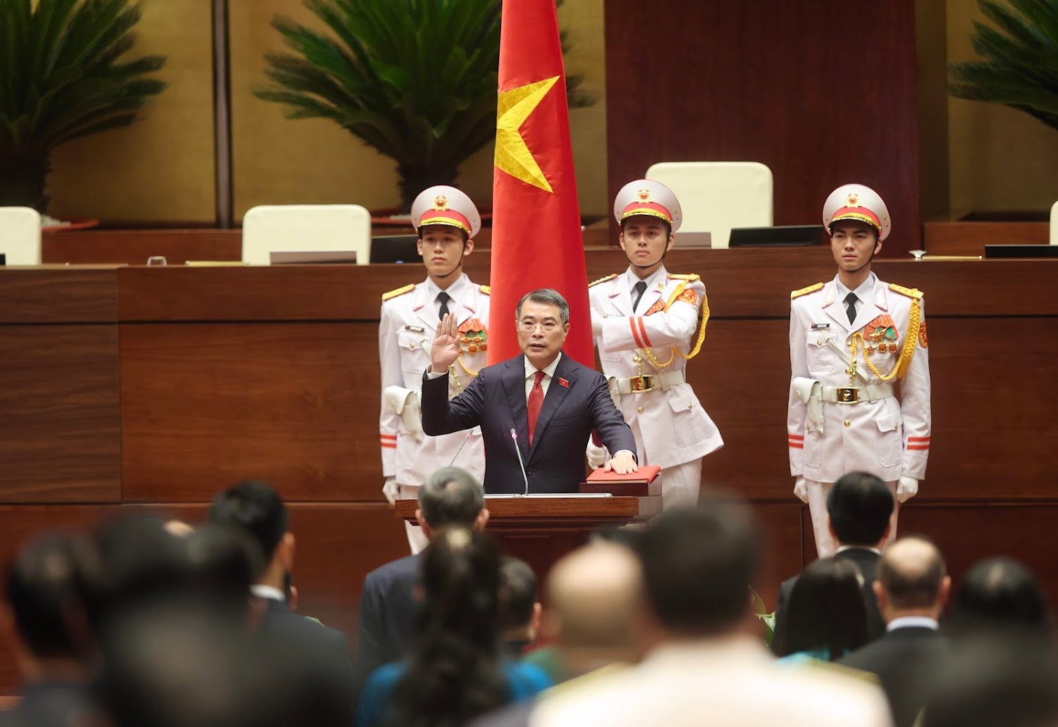 le-minh-hung.png
