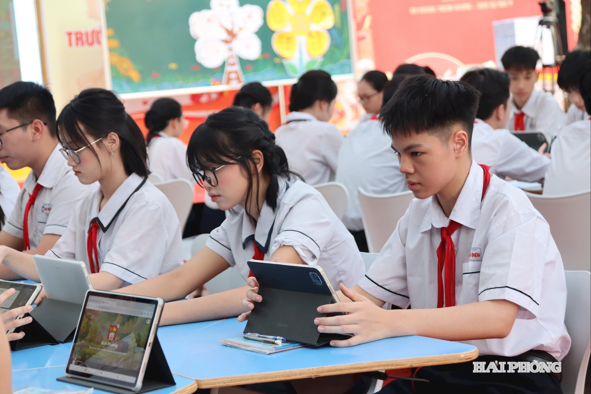 hoc-sinh-truong-hoang-dieu.jpg?w=900