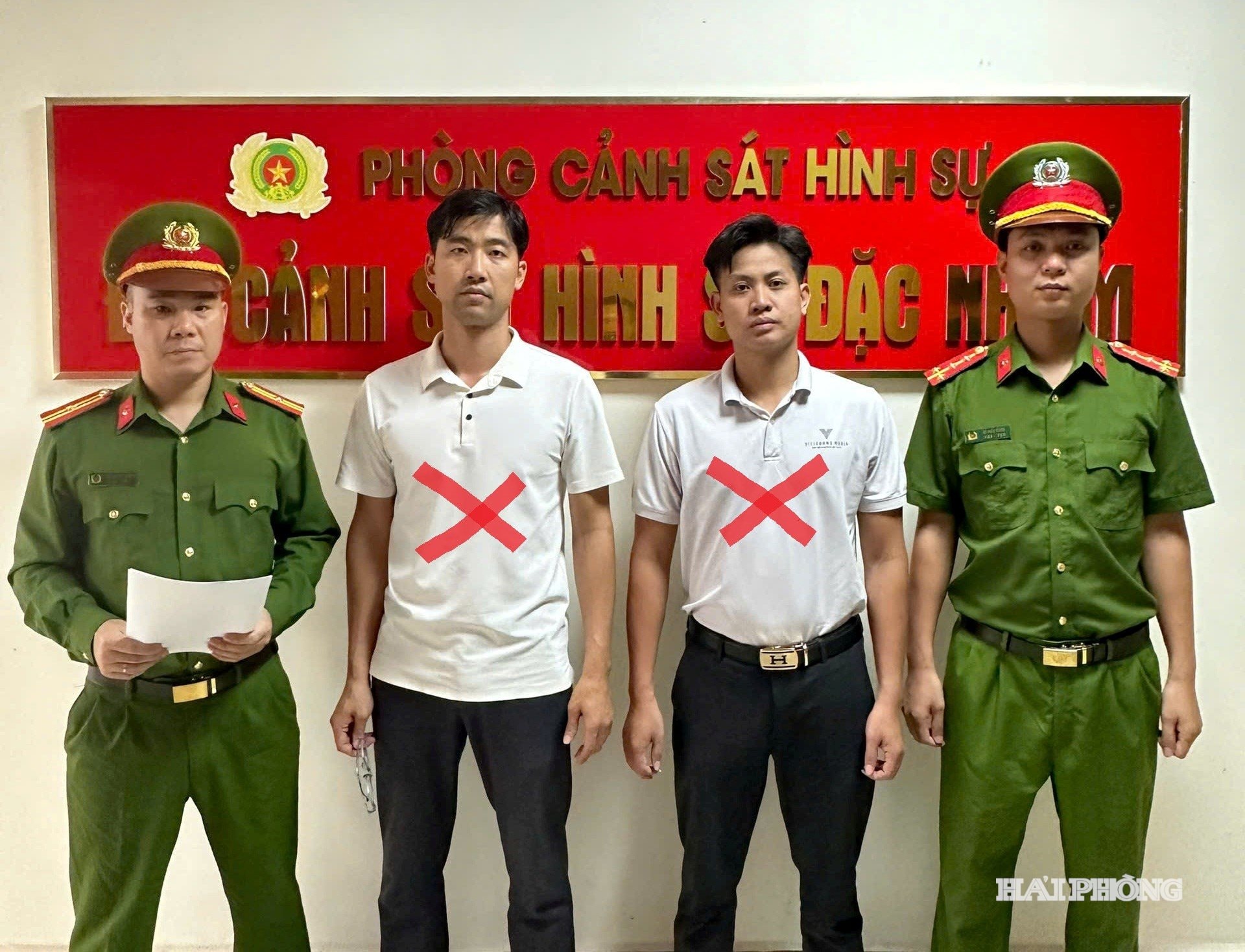 Đối tượng Vũ Tùng Lâm và Nguyễn Văn Tài (đánh dấu X)