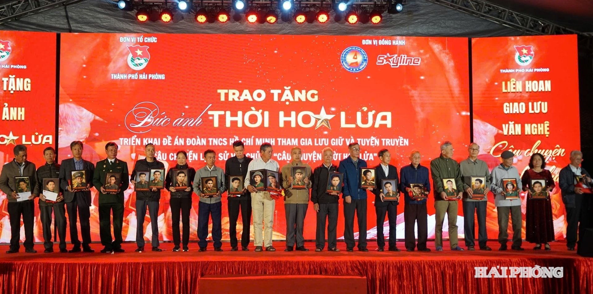 hanh-trinh-hoa-lua.jpg