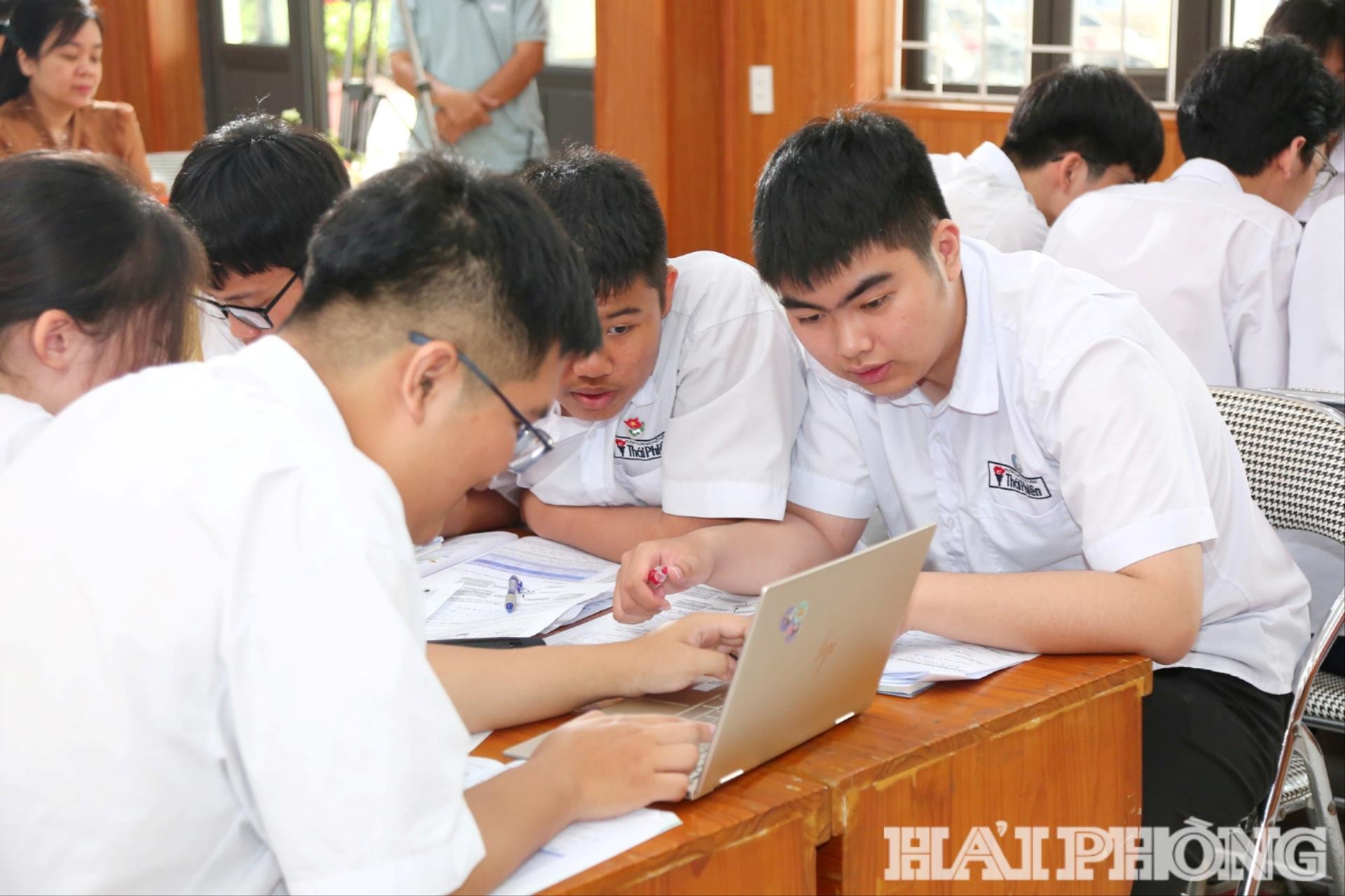Các câu hỏi được học sinh trao đổi thảo luận trước khi trả lời