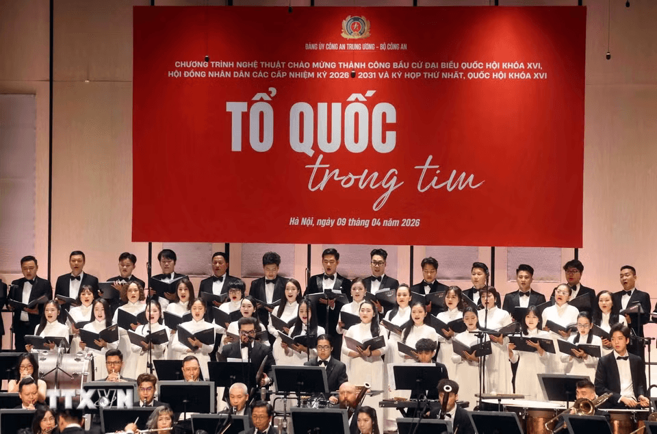 to-quoc-trong-tim.png