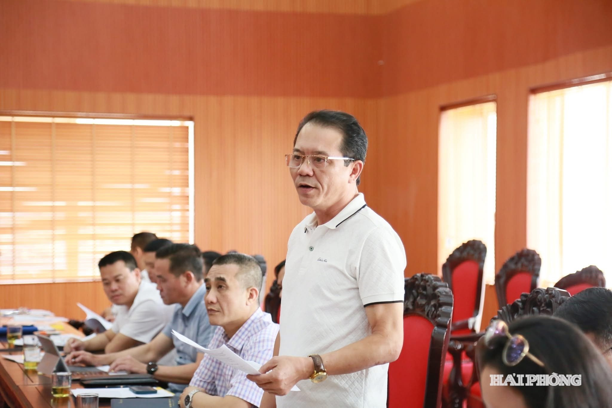 Các đại biểu phát biểu ý kiến tại hội nghị