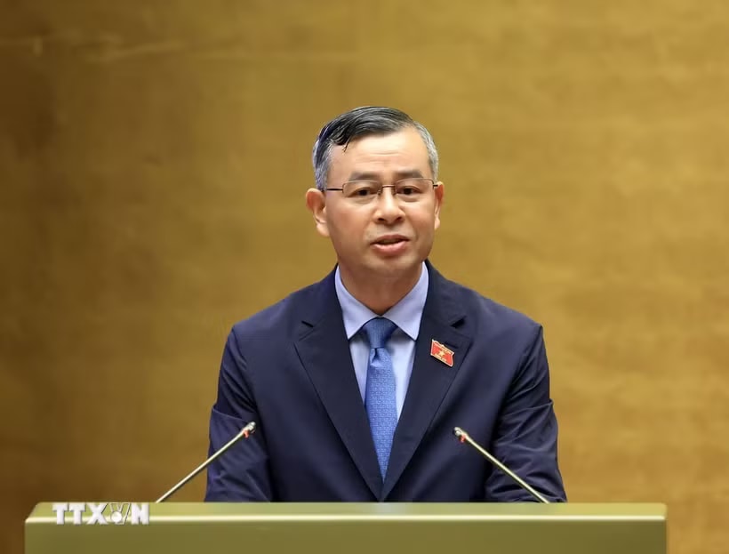Bộ trưởng Bộ Tài chính Ngô Văn Tuấn phát biểu giải trình, làm rõ một số vấn đề đại biểu Quốc hội nêu. (Ảnh: Tuấn Anh/TTXVN)