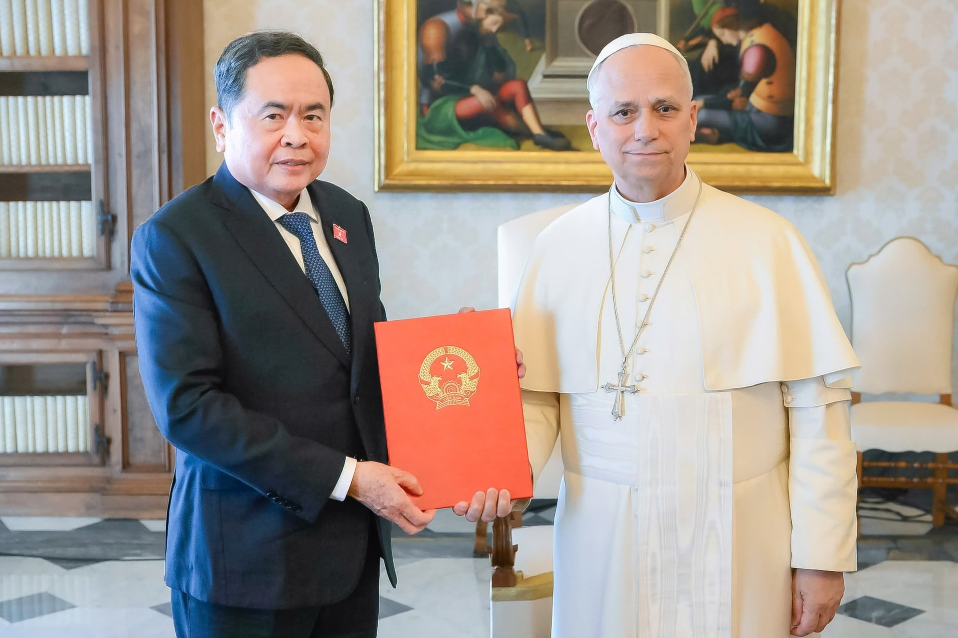 chu-tich-quoc-hoi-gap-giao-hoang.jpg