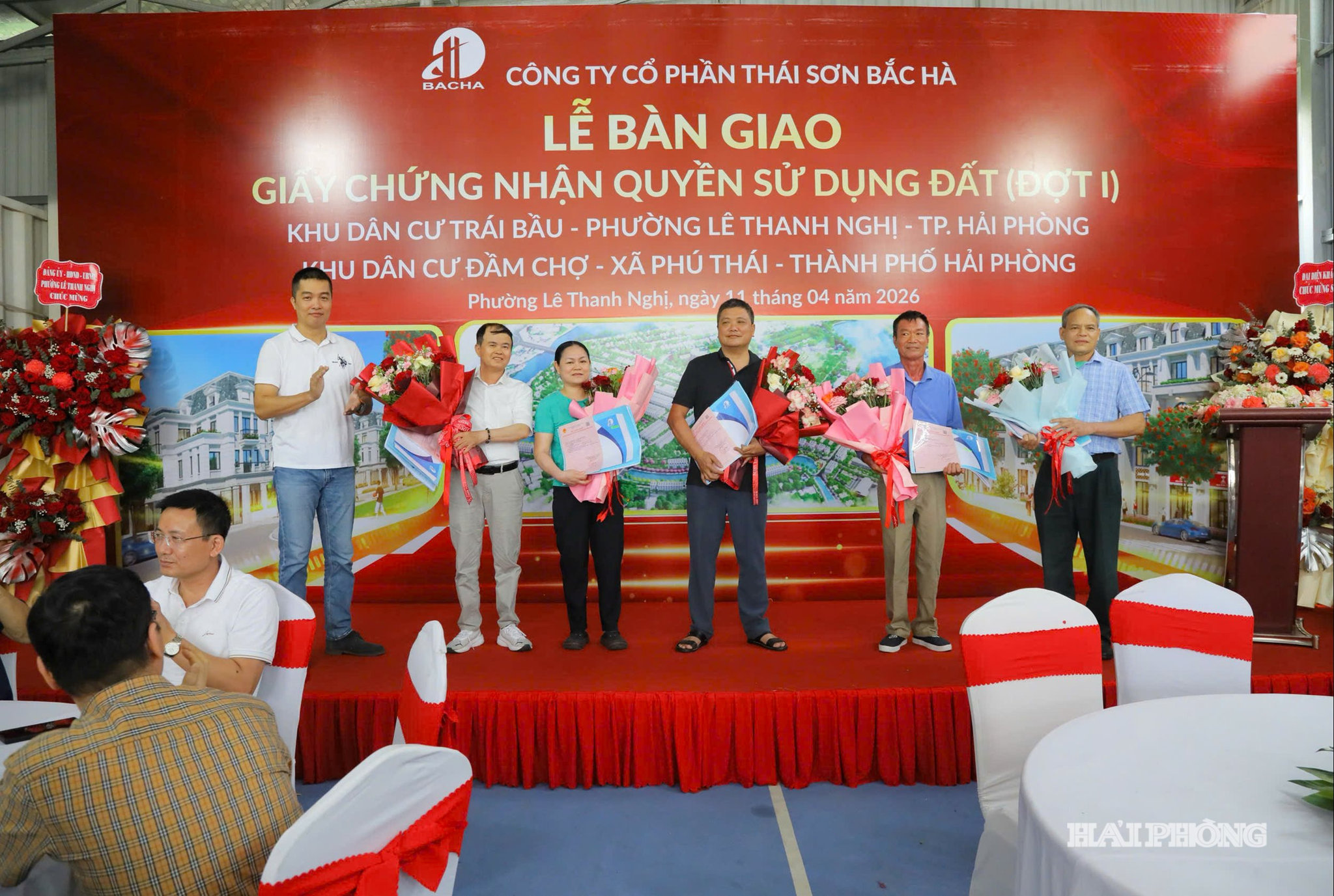 khu-dan-cu-trai-bau.jpg