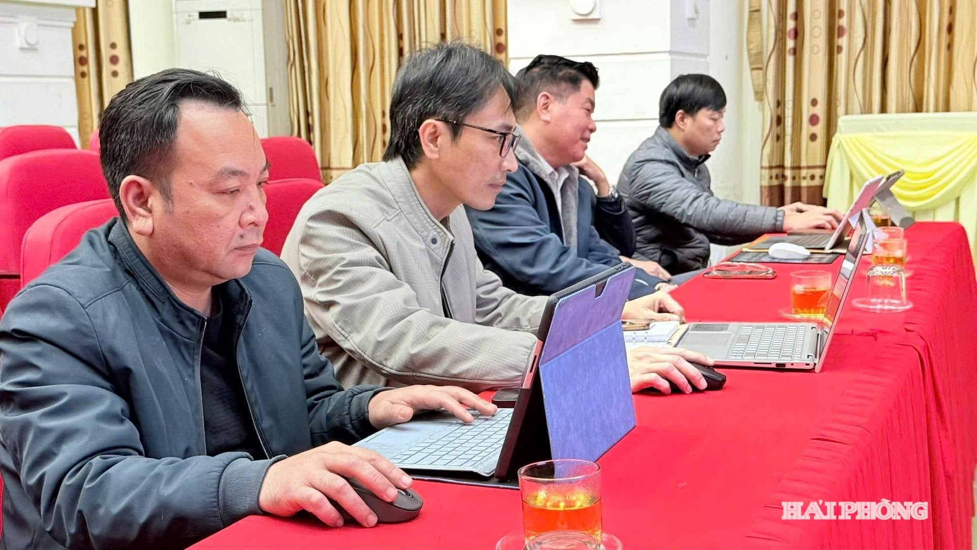 tri-tue-nhan-tao.jpg