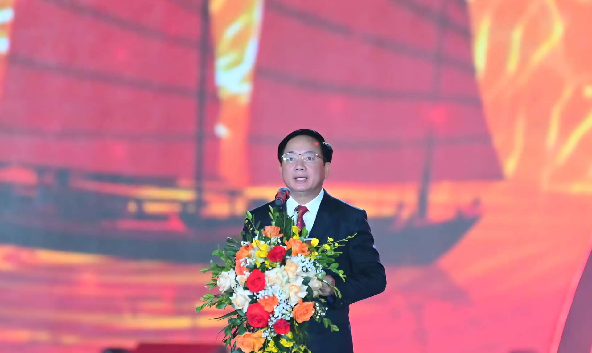 trinh-van-quyet.png