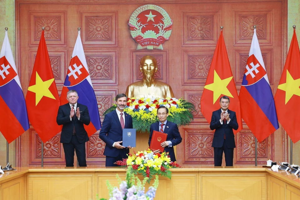 quan-he-viet-nam-slovakia-2.png