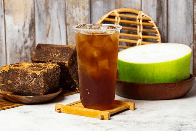 Trà bí đao vừa có hương vị thơm ngon, vừa thanh nhiệt, giải nóng vào ngày hè. (Ảnh: Tasty)