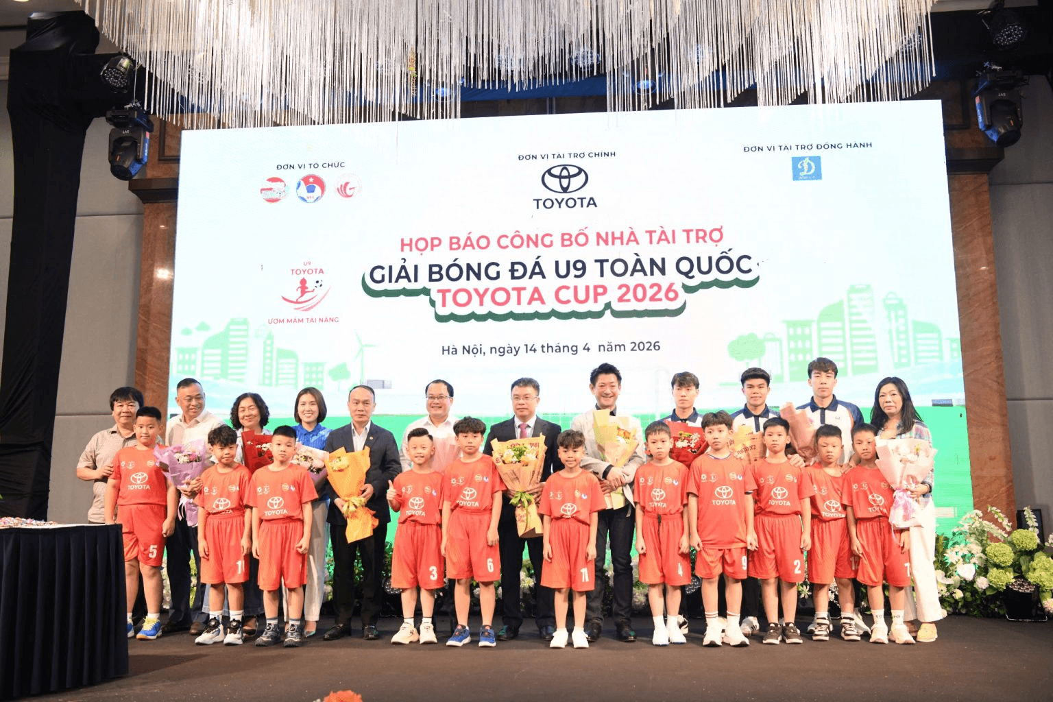 giai-u9-toan-quoc.png