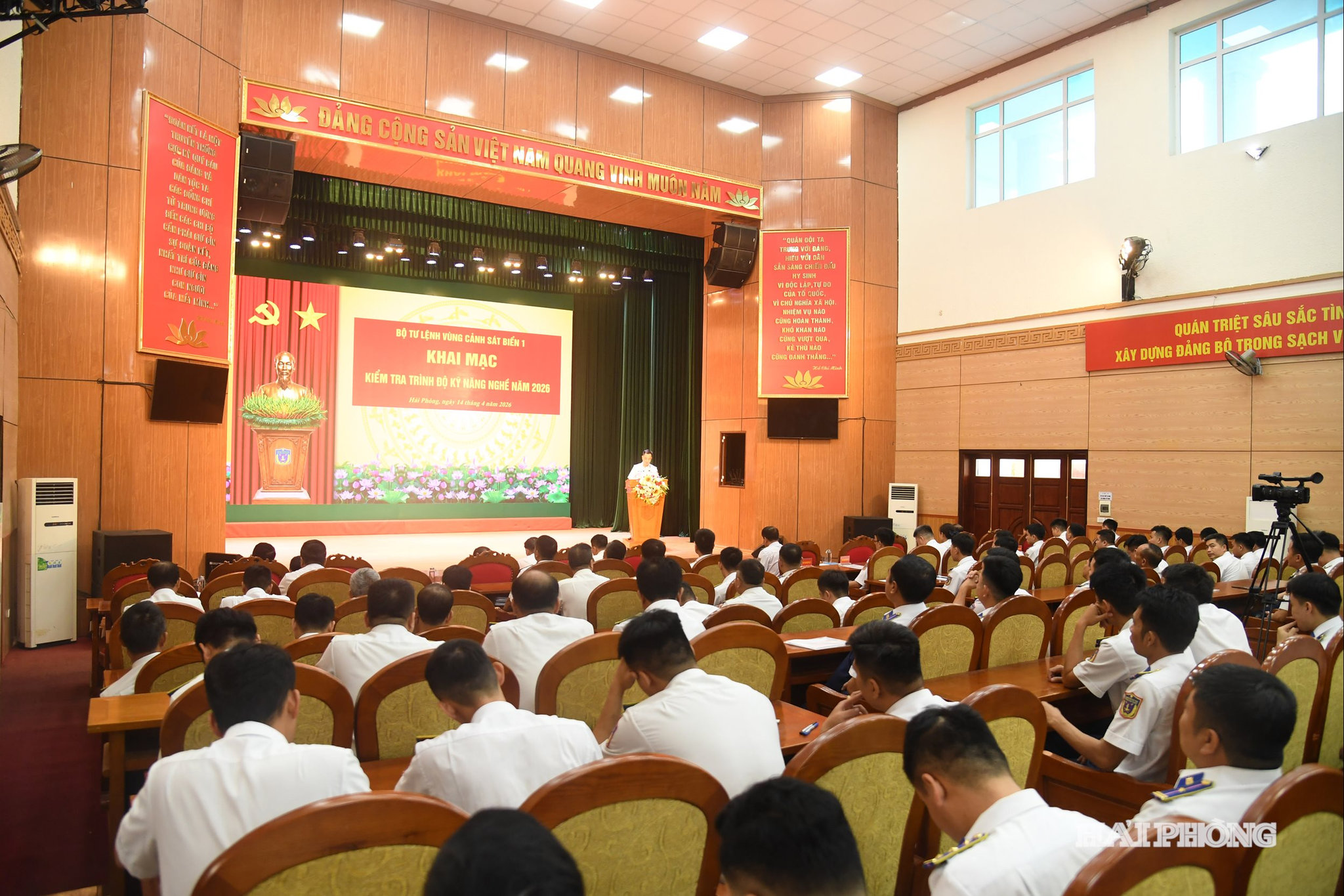 Quang cảnh khai mạc kiểm tra trình độ kỹ năng nghề khu vực 1