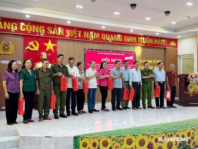 tap-huan-chua-chay.jpg