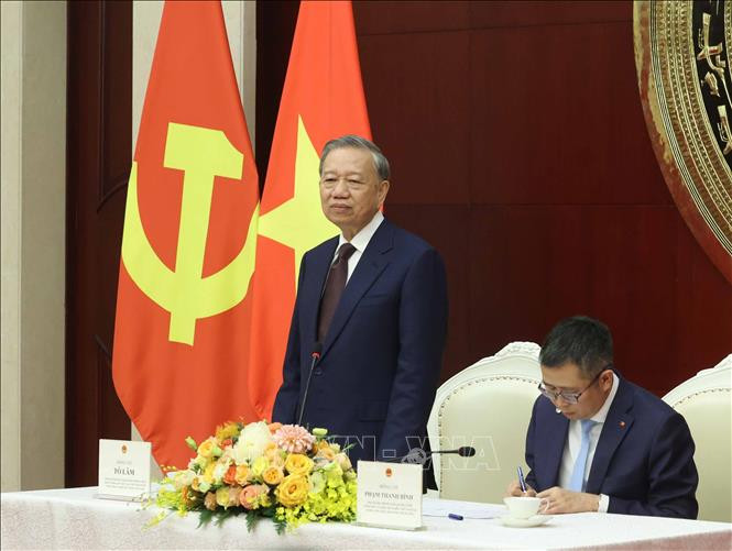 tbt-ctn-nguoi-viet-14042026-07.jpg