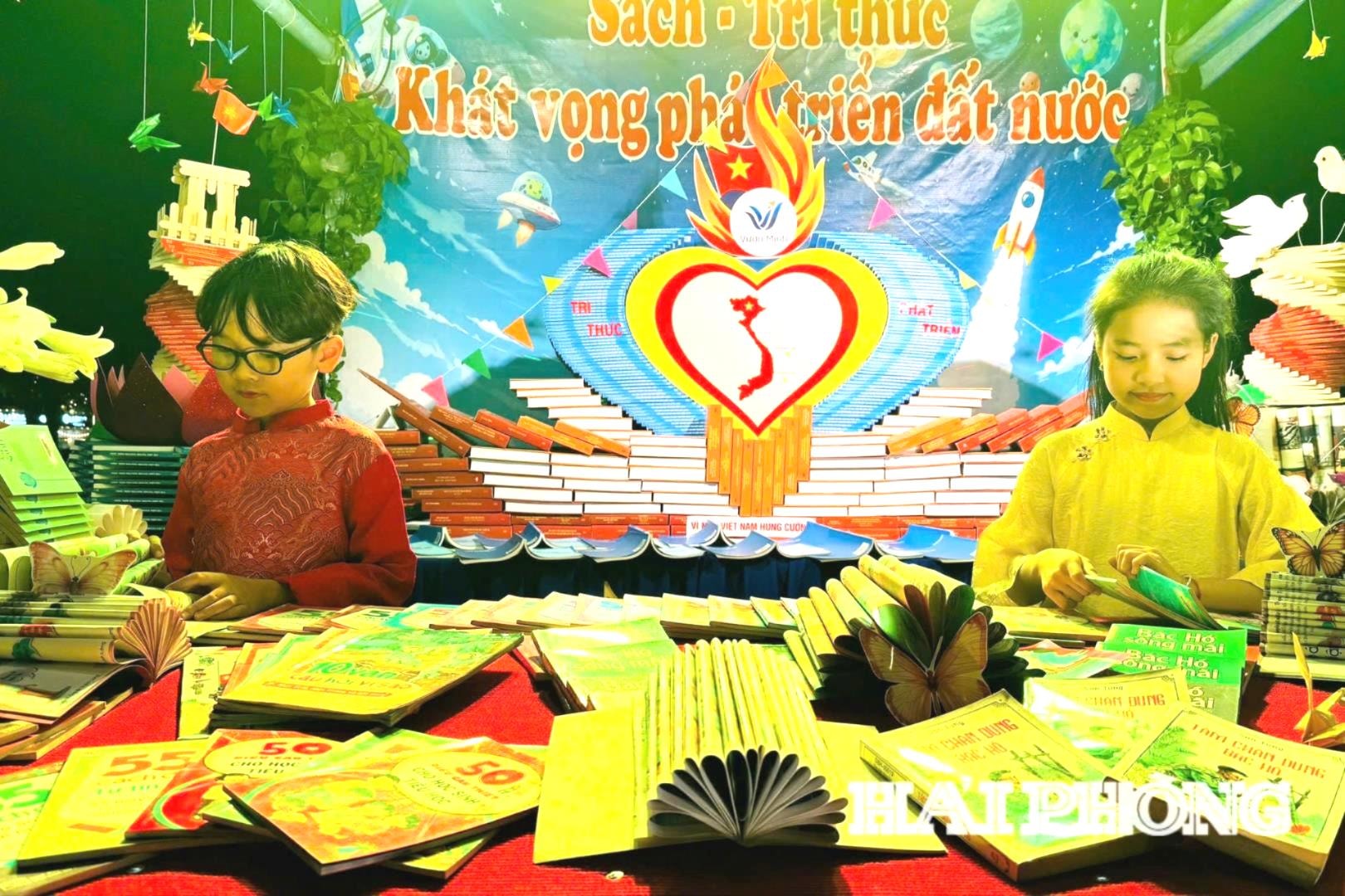 sach-nghe-thuat-1-.jpg