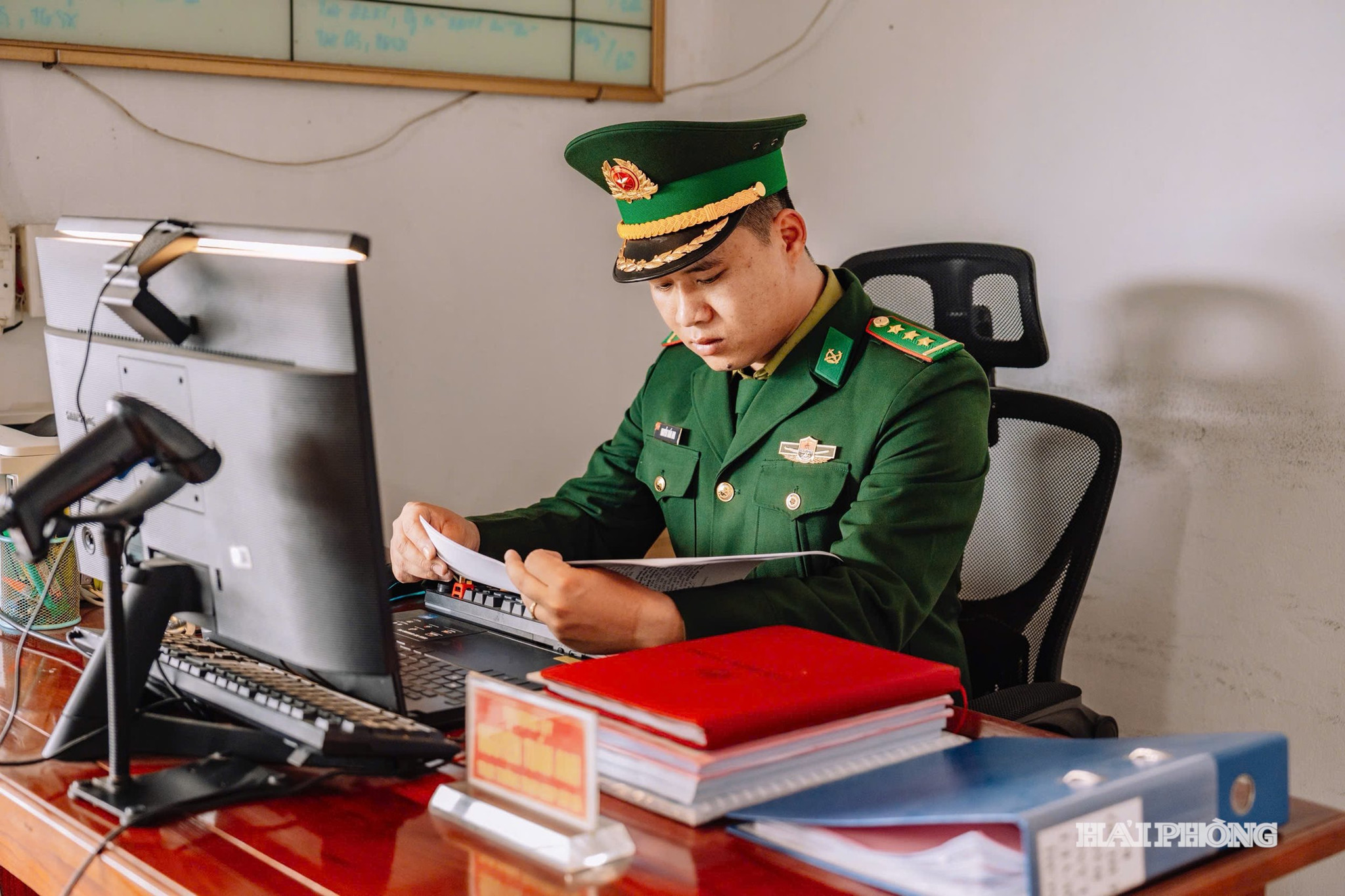 Thượng úy Nguyễn Tuấn Anh, Trạm trưởng Trạm kiểm soát Biên phòng Cát Bà