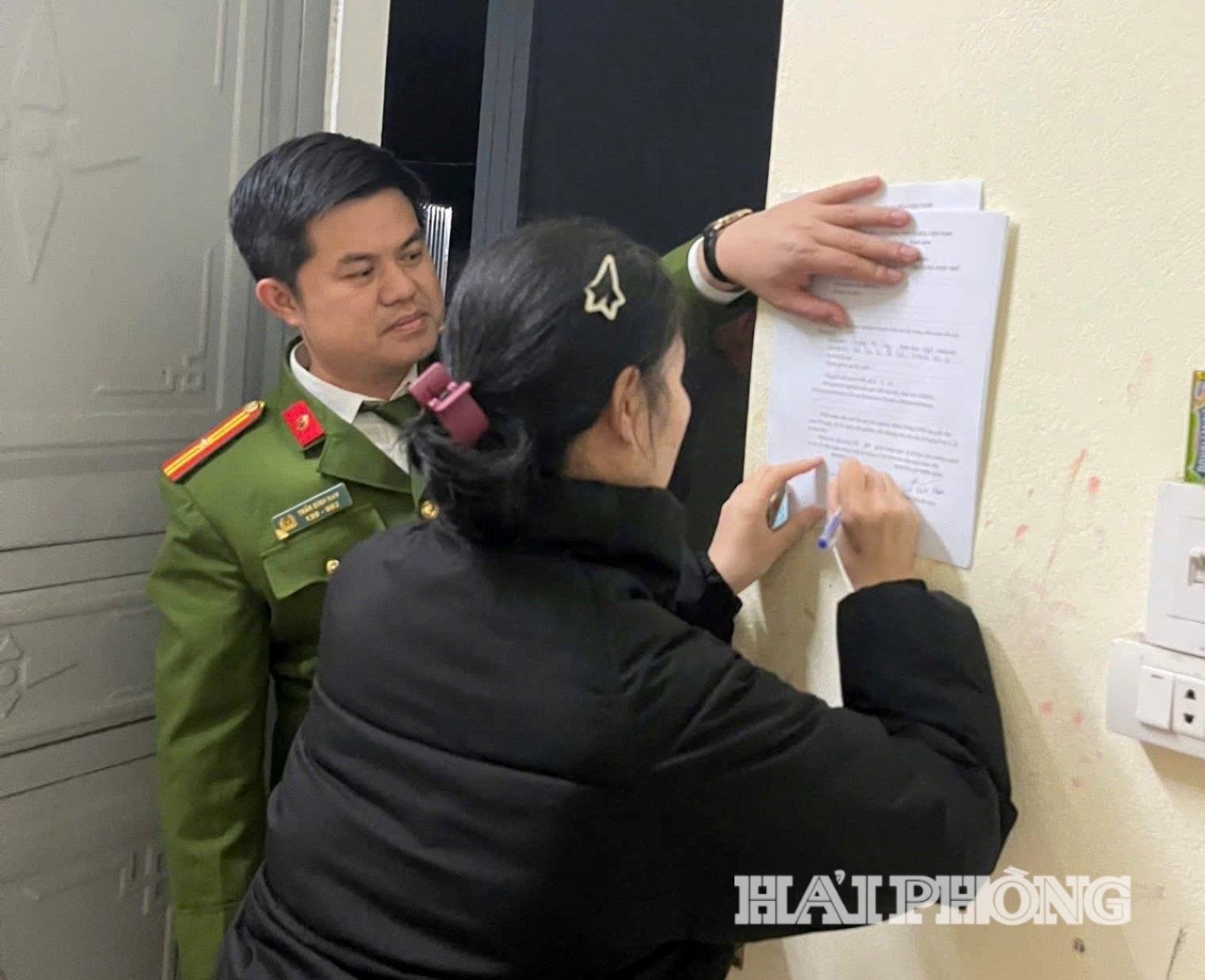 cong-an-lai-khe(1).jpg