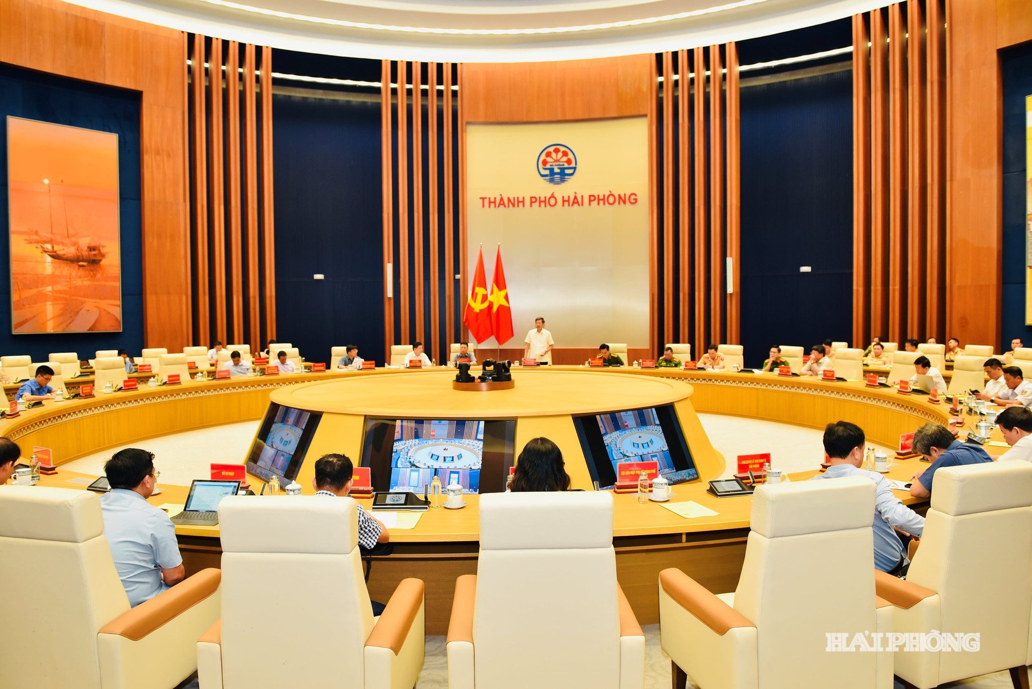 Quang cảnh hội nghị.