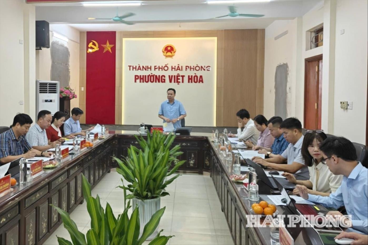 khung-canh-lam-viec-1-.jpg