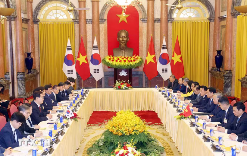 tong-bi-thu-hoi-dam-tong-thong-han-quoc.png