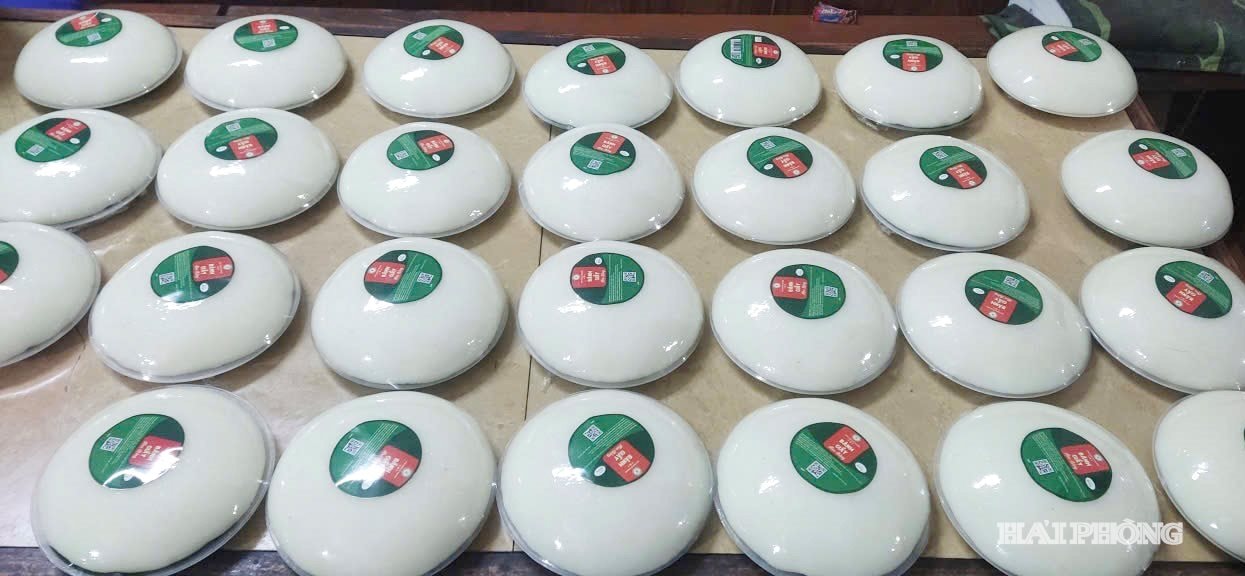 banh-giay-dang-le.jpg