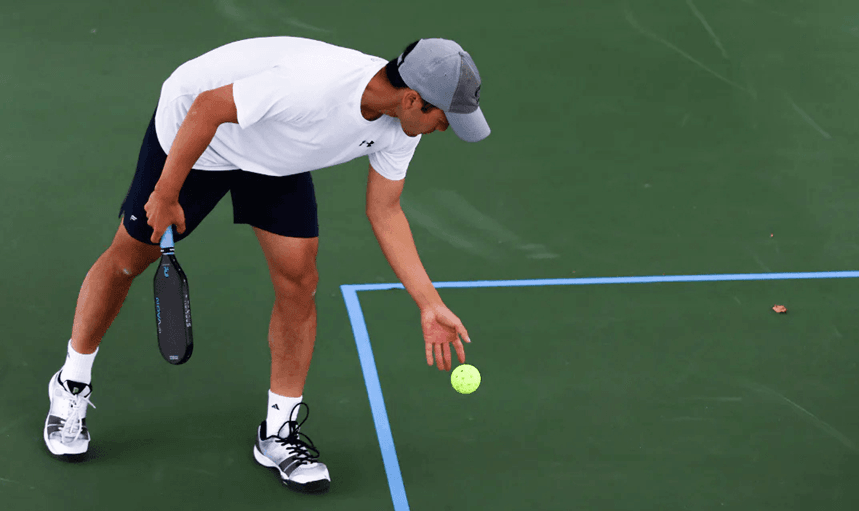 nguoi-choi-pickleball.png