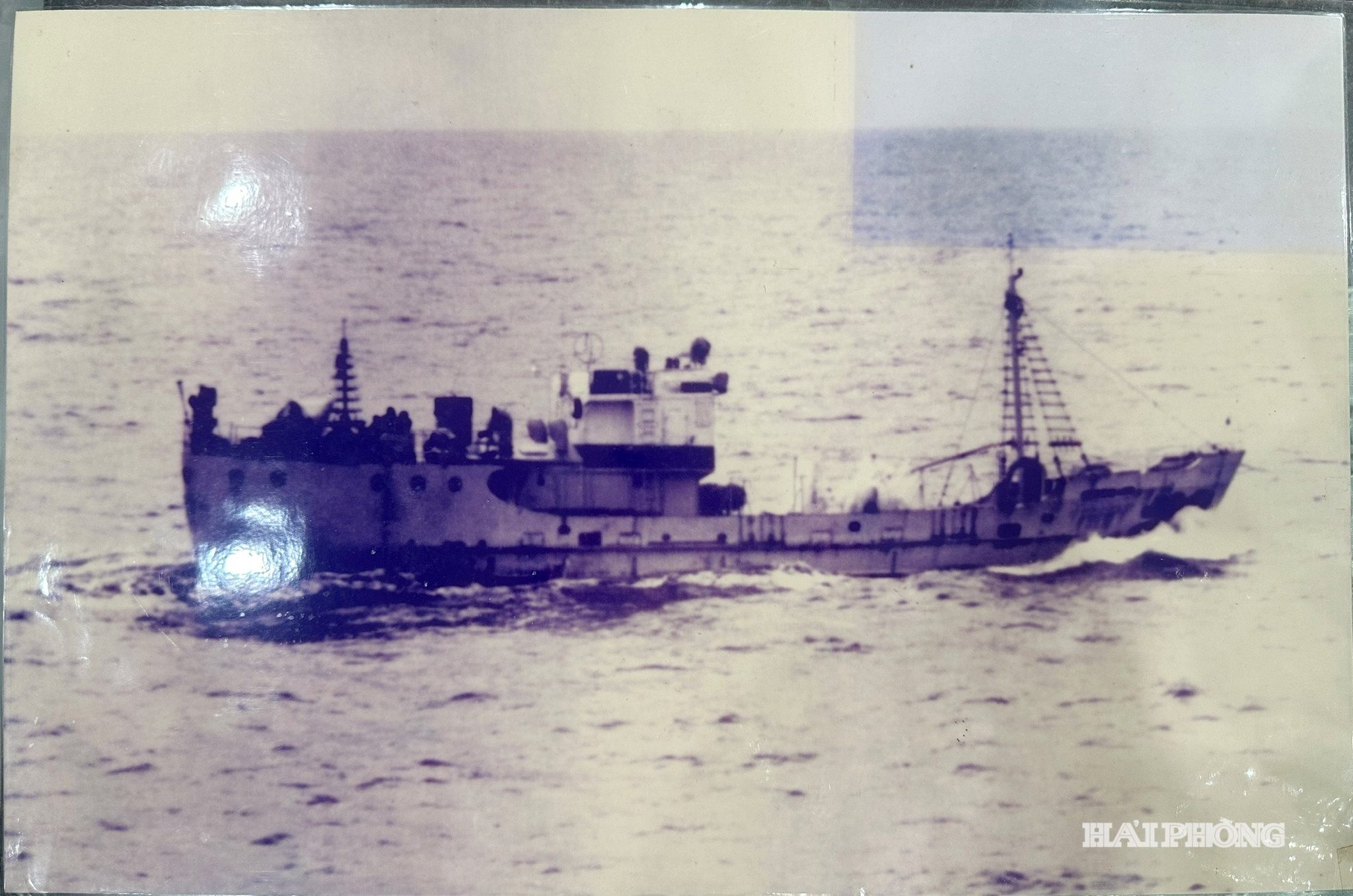 tau-khong-so.jpg