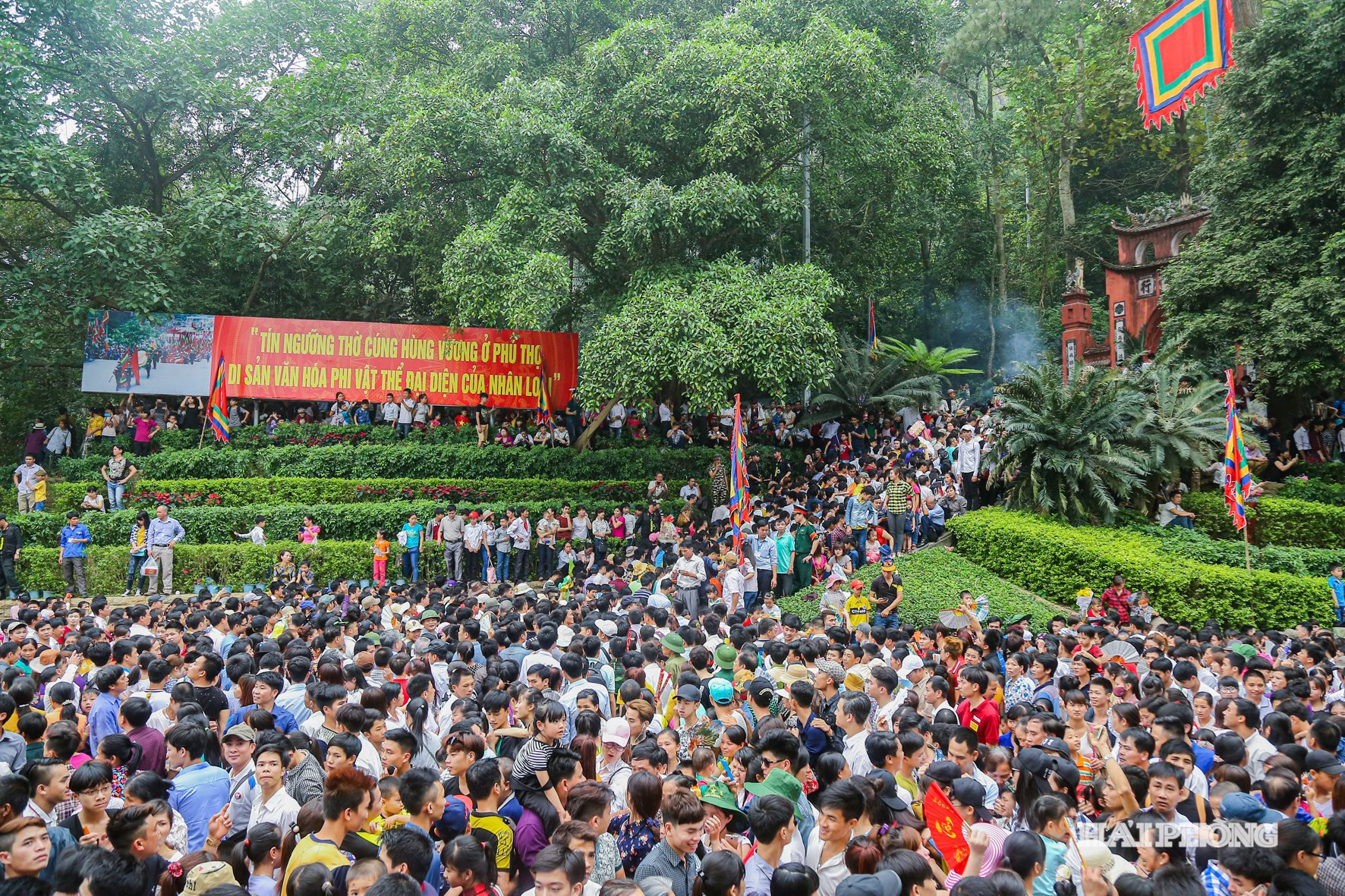 den-hung-1-.jpg