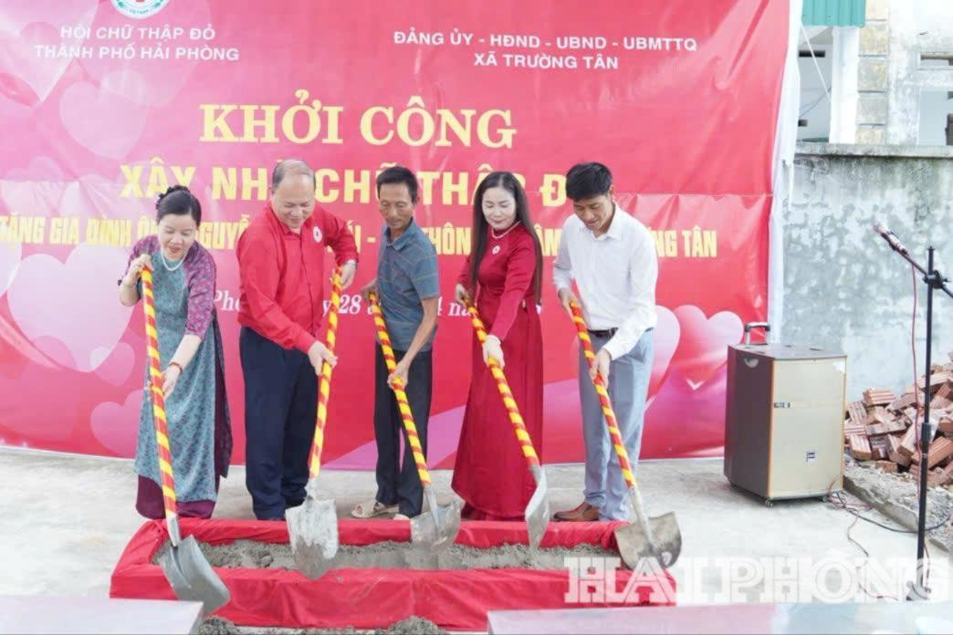 khoi-cong-nha-1-.jpg