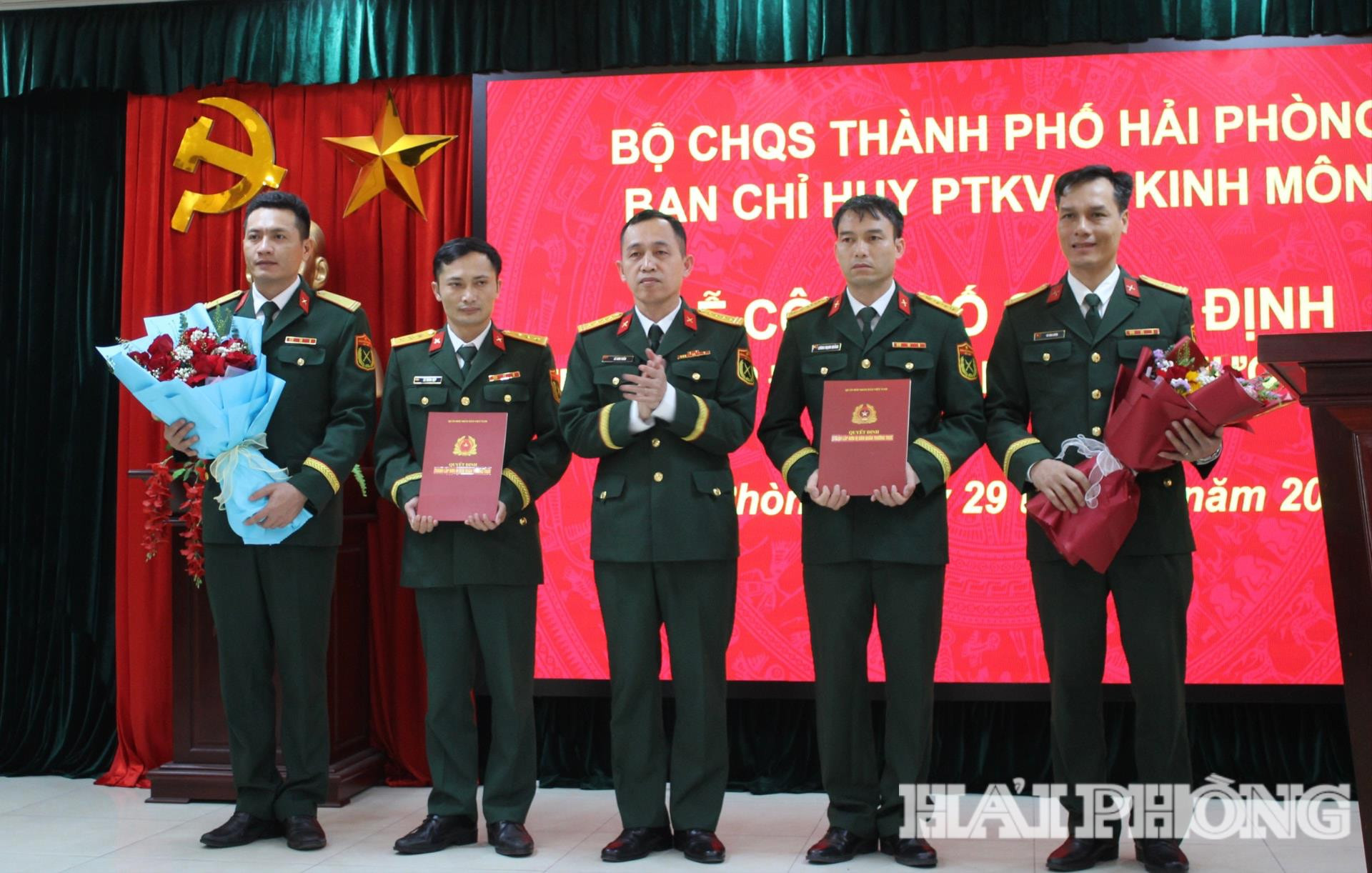 quan-su5(1).jpg