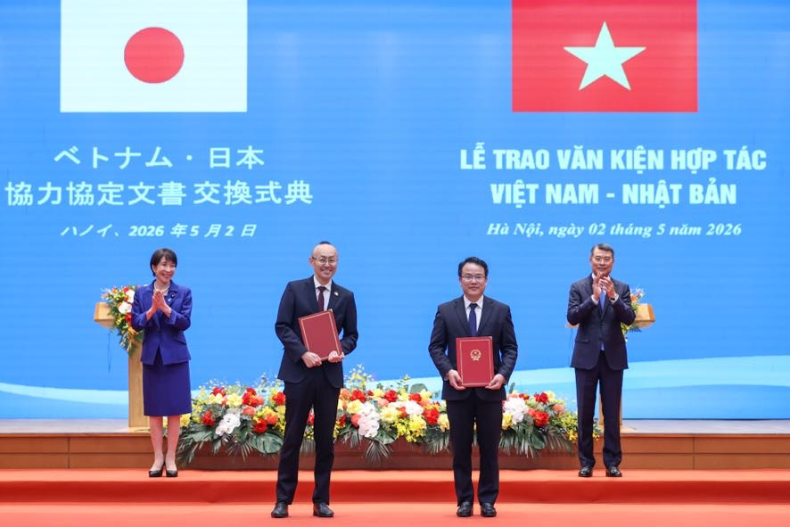 hop-tac-viet-nhat.jpg