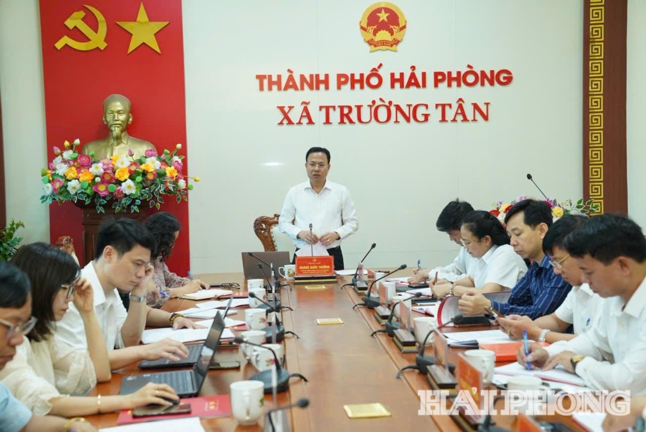 lanh-dao-phat-bieu(1).jpg