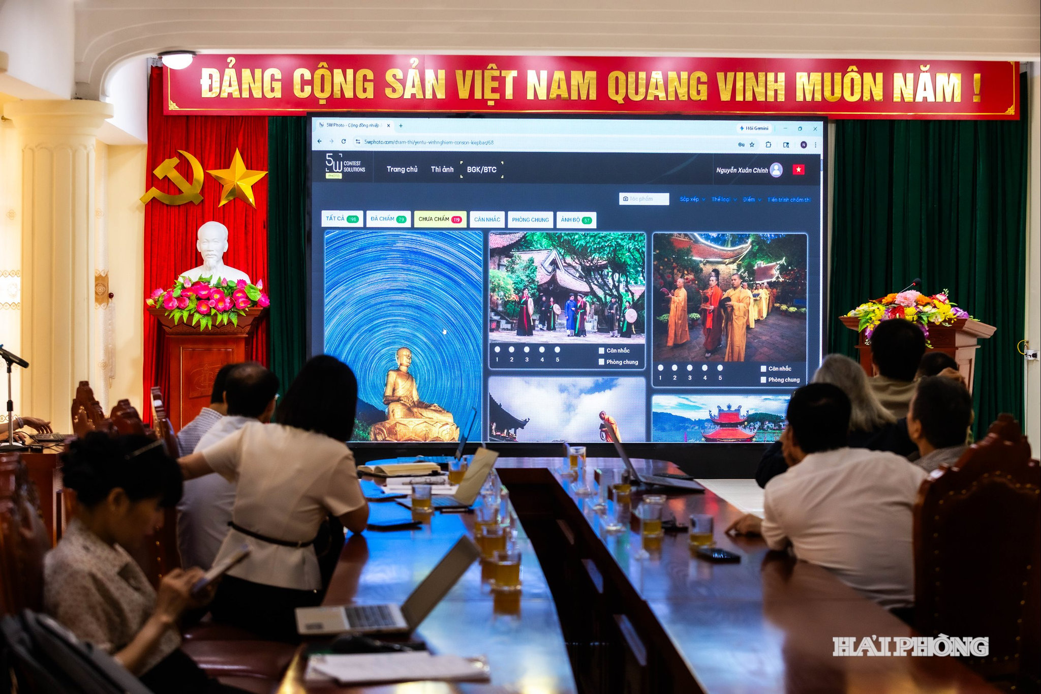 cham-anh-1.jpg