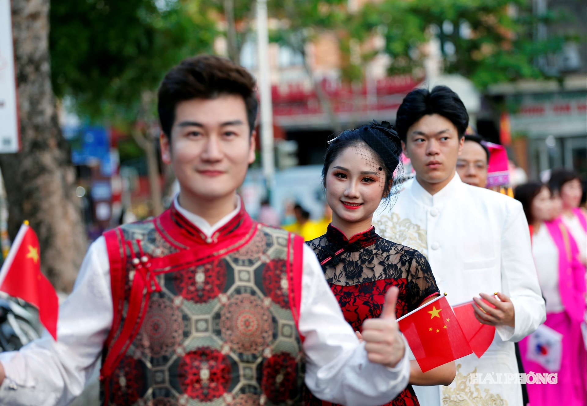 • Đoàn Nghệ thuật Thanh niên giao lưu hữu nghị quốc tế TP. Nam Ninh (Trung Quốc) với những 