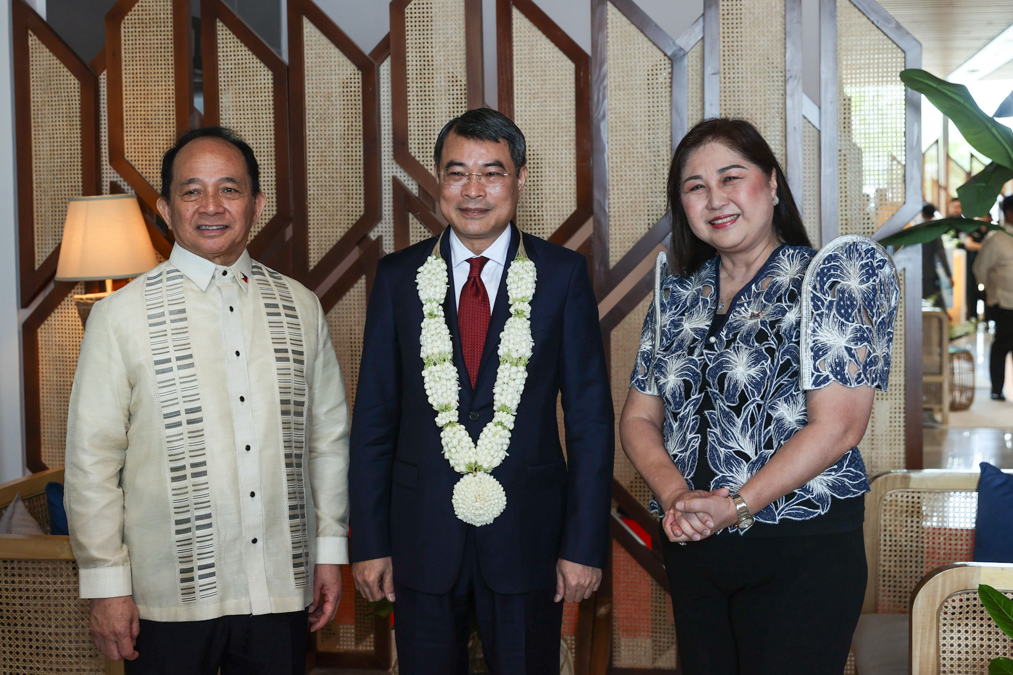 Thủ tướng Lê Minh Hưng tới Philippines tham dự Hội nghị Cấp cao ASEAN 48- Ảnh 3. Thủ tướng Lê Minh Hưng tới Philippines tham dự Hội nghị Cấp cao ASEAN 48- Ảnh 3.