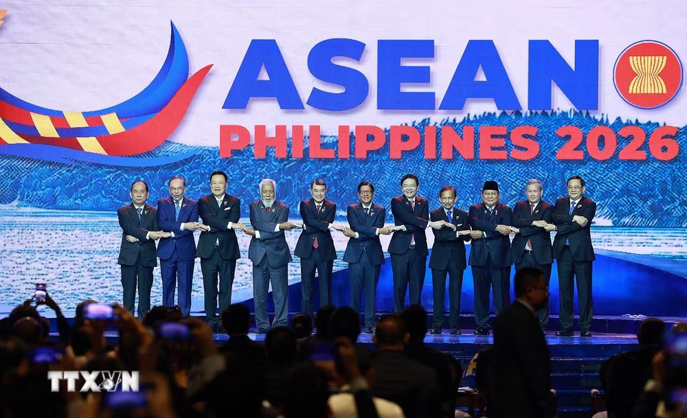 Thủ tướng Lê Minh Hưng cùng Trưởng đoàn các nước ASEAN tham dự phiên khai mạc Hội nghị Cấp cao ASEAN lần thứ 48. (Ảnh: Dương Giang/TTXVN) ttxvn-thu-tuong-le-minh-hung-du-hoi-nghi-cap-cao-asean-lan-thu-48-2.jpg