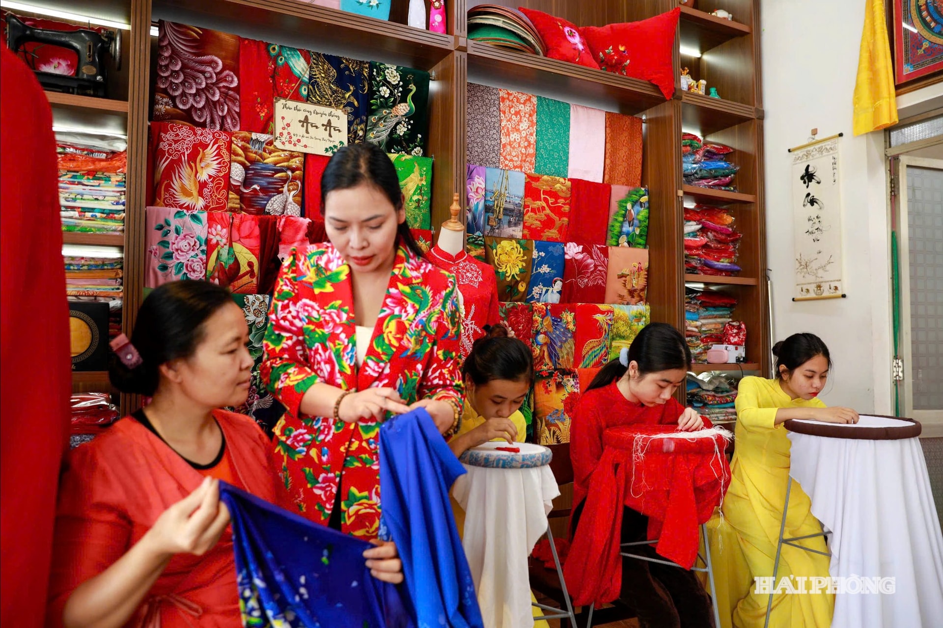 nghe-nhan-cao-thu-van-1f42e5dd3a05aa633c29c2f0e63ebd65.jpg