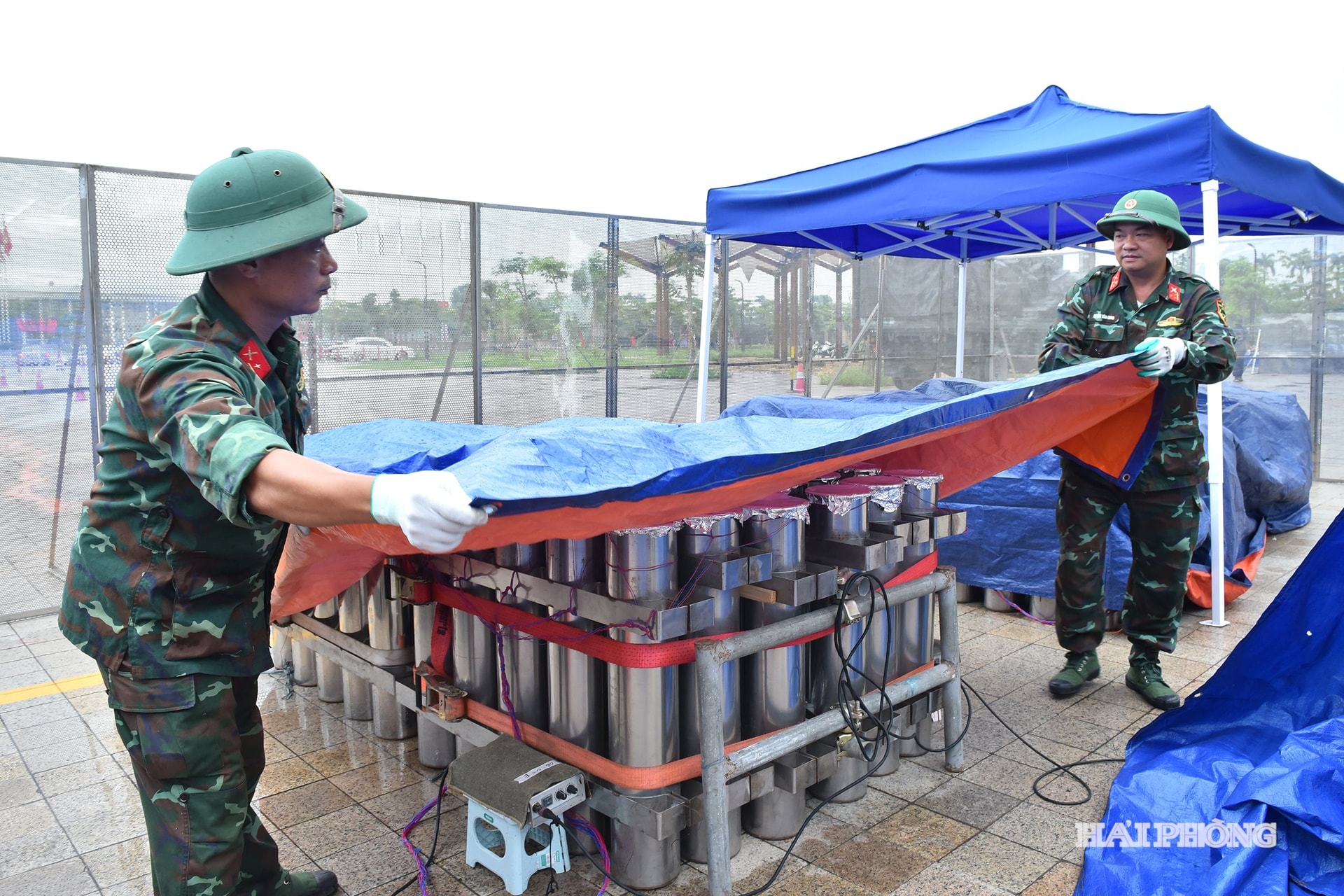 phao hoa le hoi2
