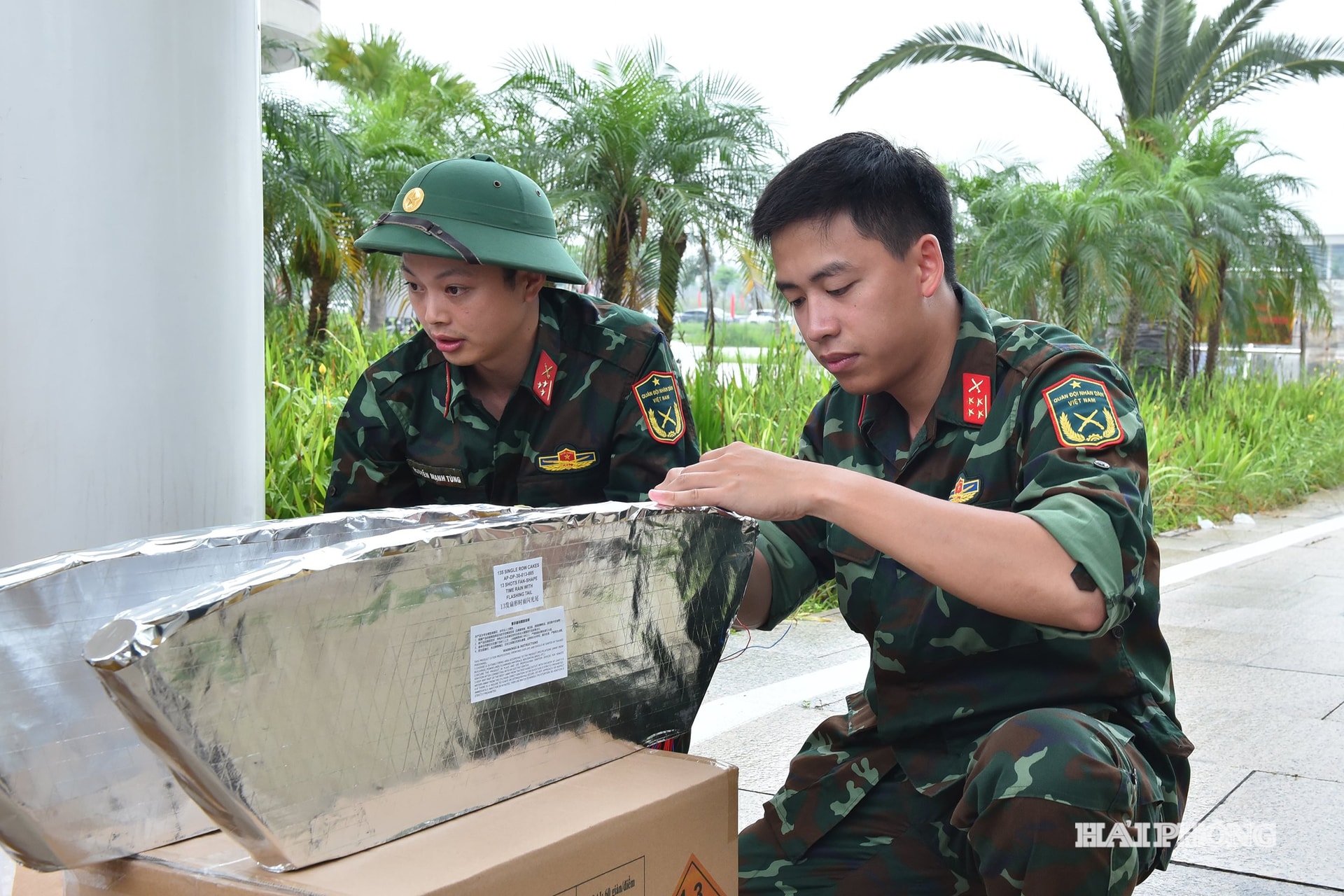 phao hoa le hoi5