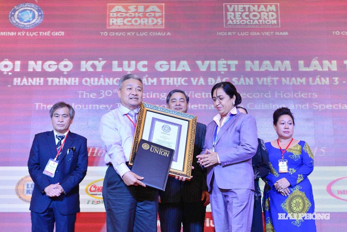 van-luong.jpg