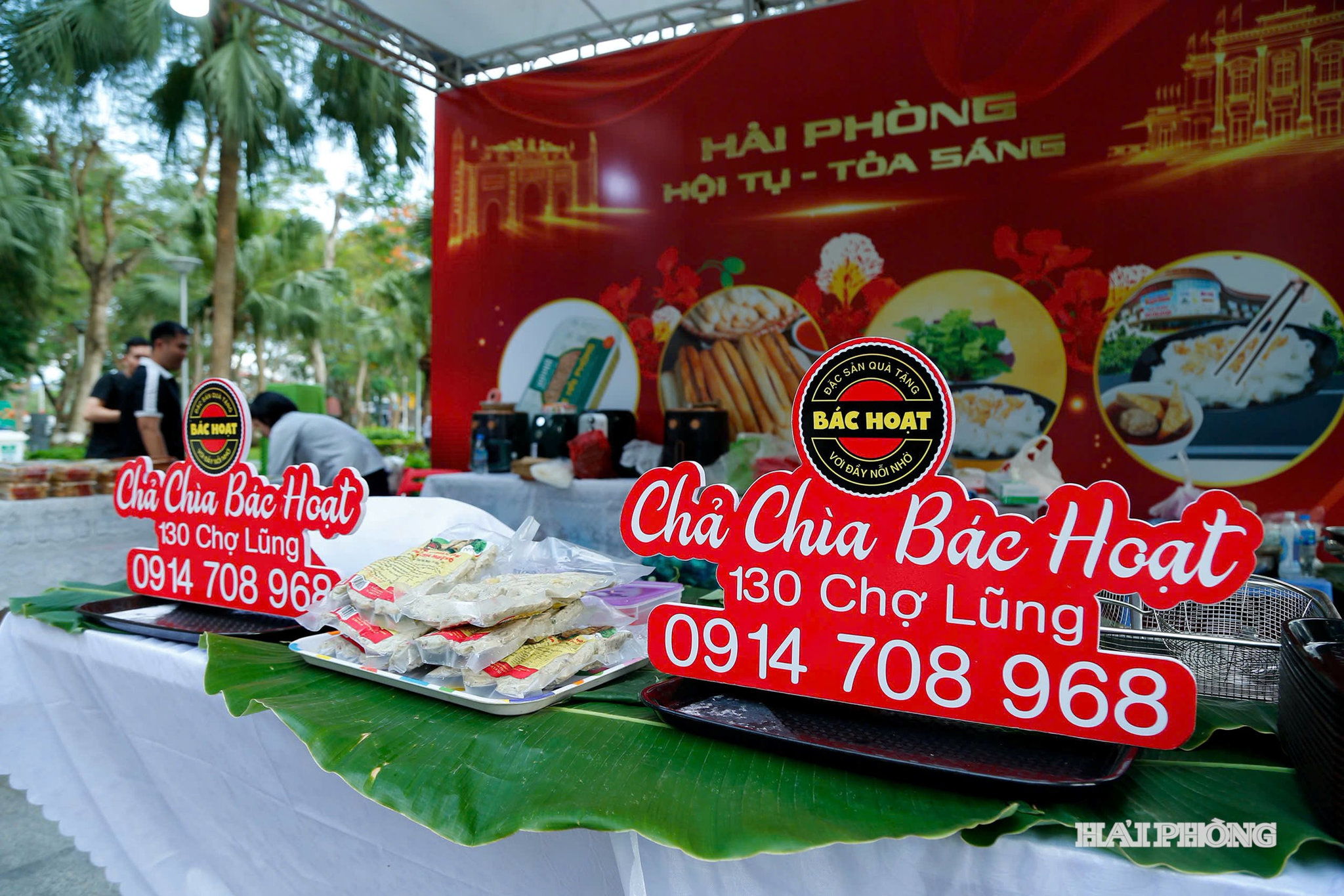 Các gian hàng 1