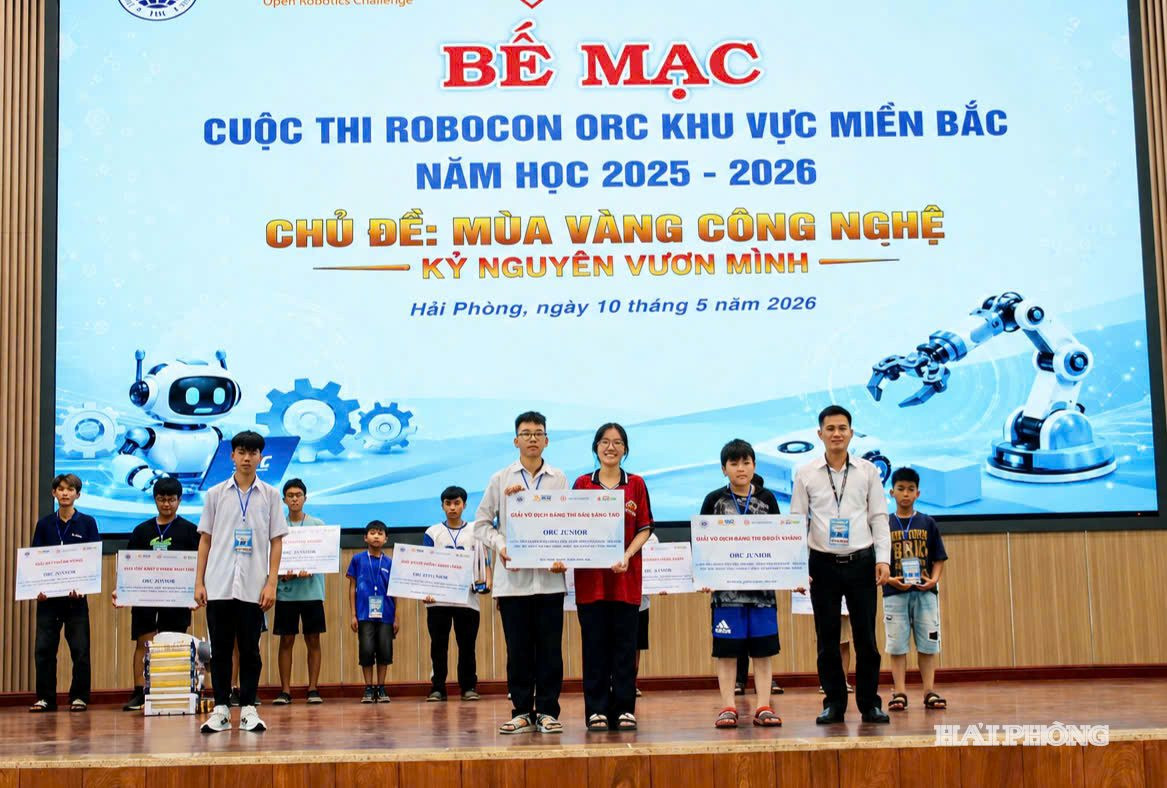 robotic-mien-bac.jpg