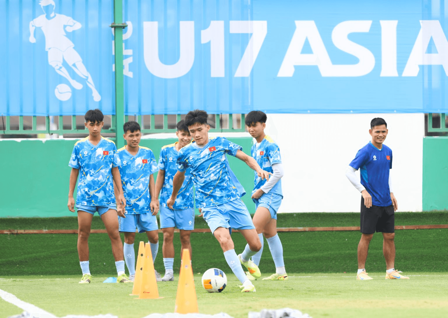 u17-viet-nam-tu-tin.png