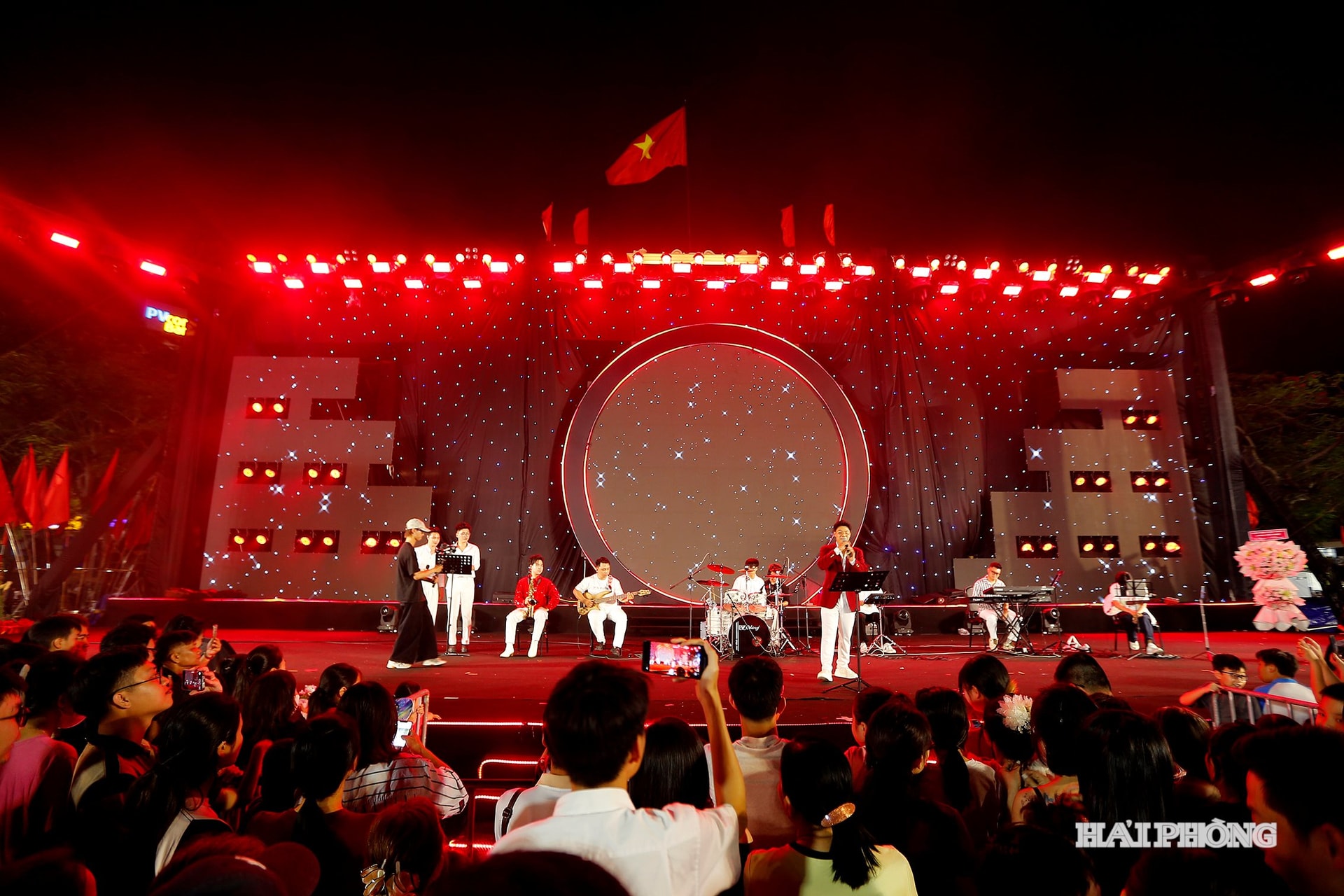 -duong-pho-11