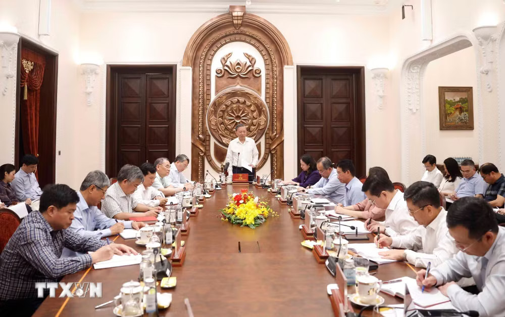 Tổng Bí thư, Chủ tịch nước Tô Lâm phát biểu. (Ảnh: Thống Nhất/TTXVN) ttxvn-tong-bi-thu-chu-tich-nuoc-to-lam-lam-viec-voi-pho-chu-tich-nuoc-va-van-phong-chu-tich-nuoc-1105-1.jpg