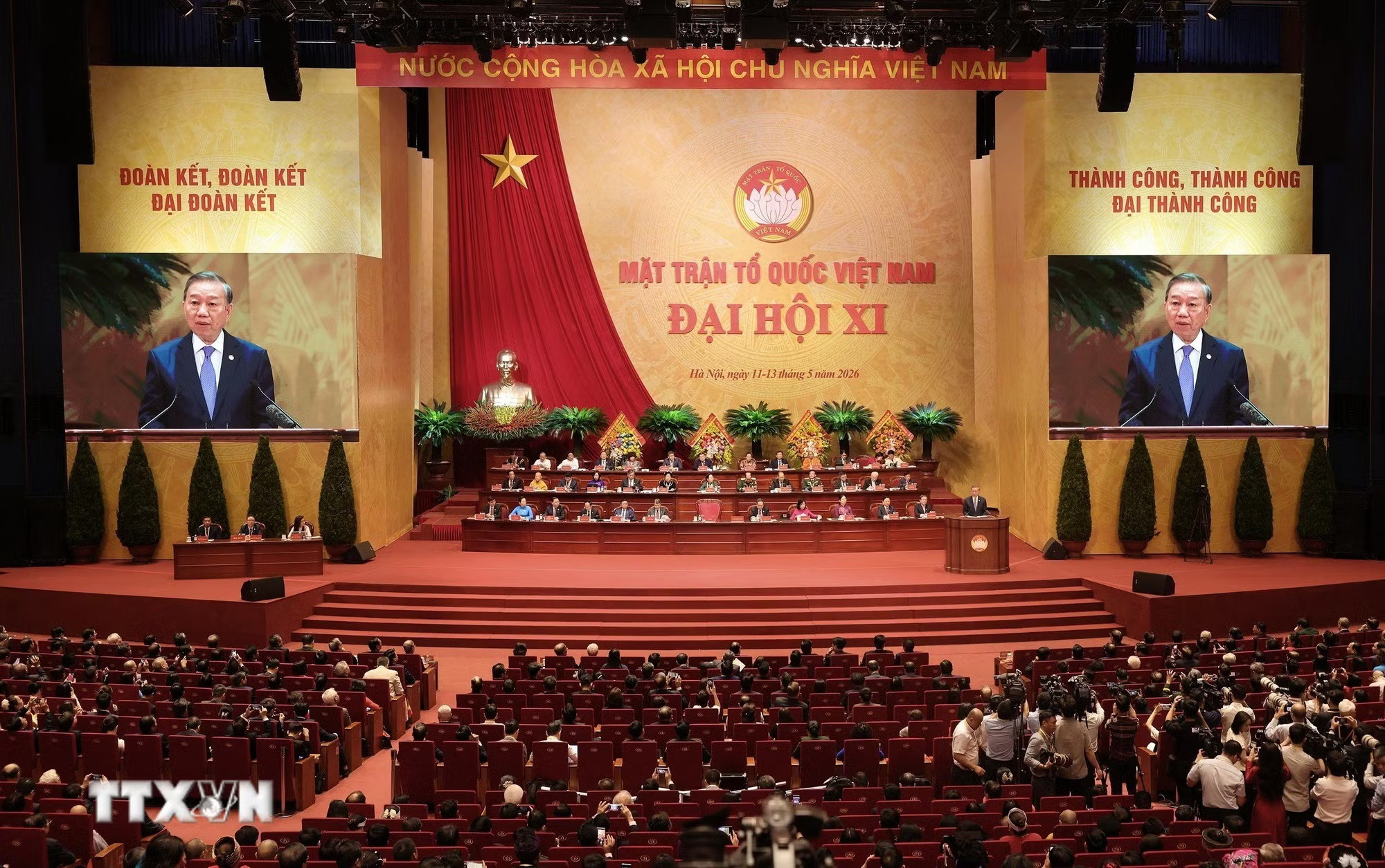 Tổng Bí thư, Chủ tịch nước Tô Lâm phát biểu chỉ đạo Đại hội đại biểu Mặt trận Tổ quốc Việt Nam lần thứ XI. (Ảnh: Lâm Khánh/TTXVN) ttxvn-khai-mac-trong-the-dai-hoi-dai-bieu-mat-tran-to-quoc-30.jpg