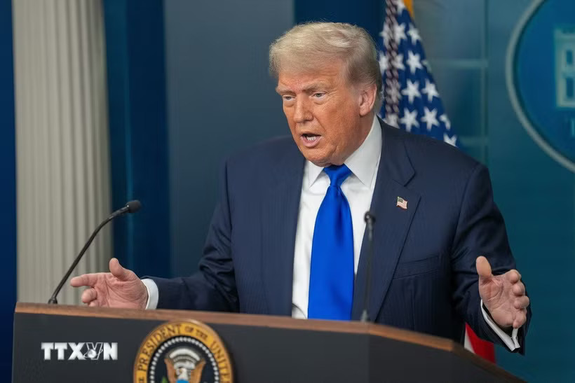 Tổng thống Mỹ Donald Trump phát biểu tại một cuộc họp báo ở Nhà Trắng, Washington, D.C. (Ảnh: THX/TTXVN)