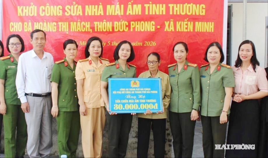 nu-cong-an-01.jpg