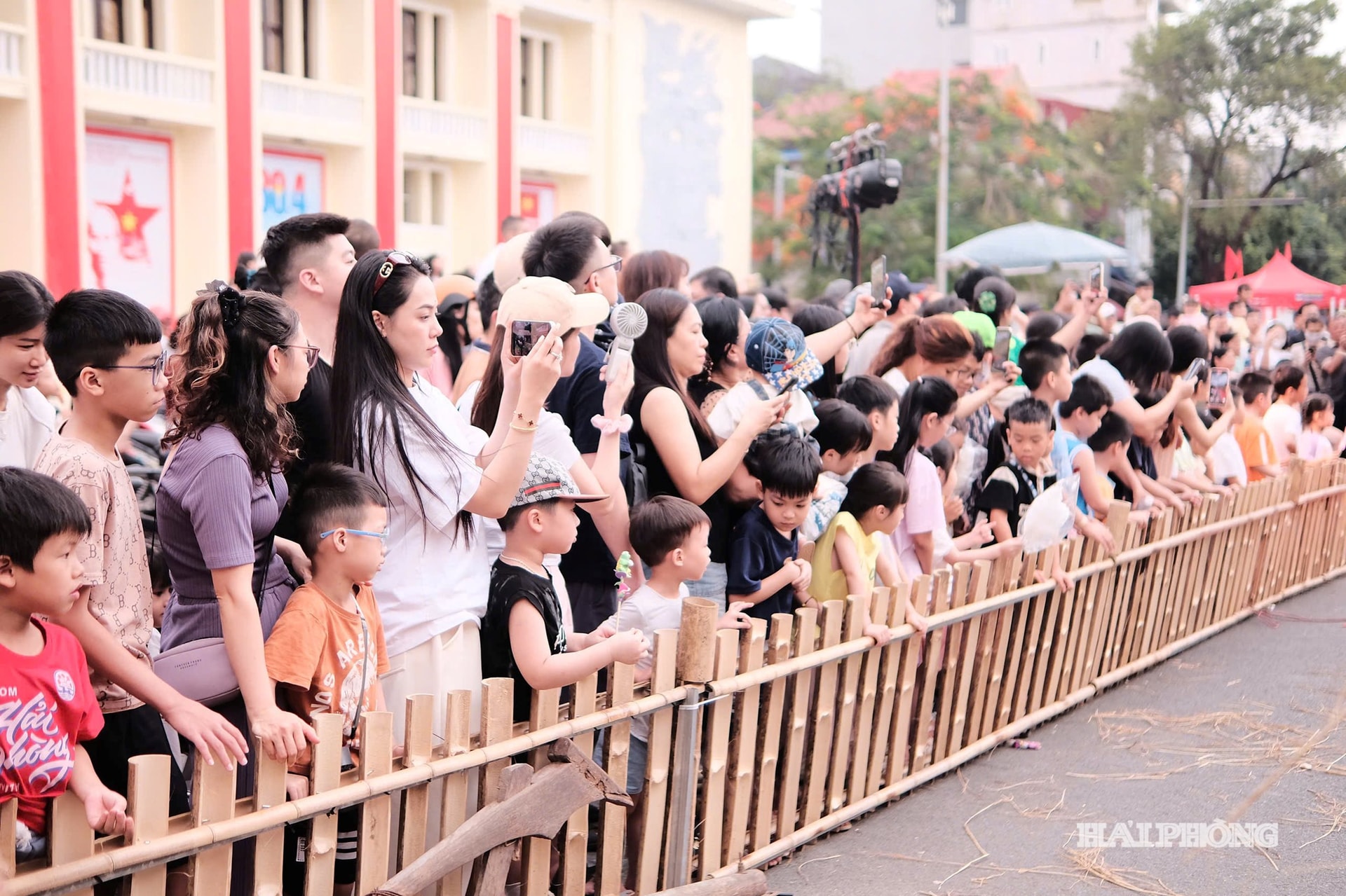 san_khau_thuy_dinh (1)